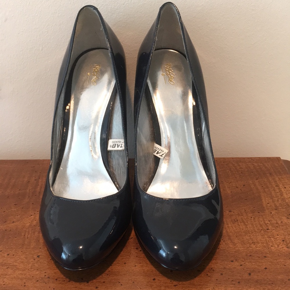 Navy blue heels
